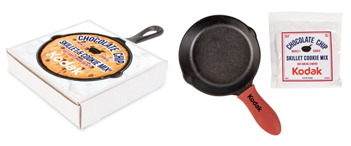 Lodge cast-iron skillet and cookie mix gift set